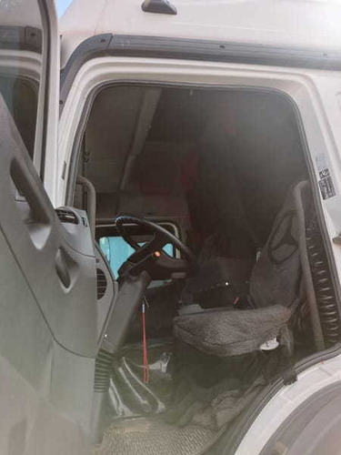 Imagem 12 de 15 de Mercedes Benz Mb 2544 2013