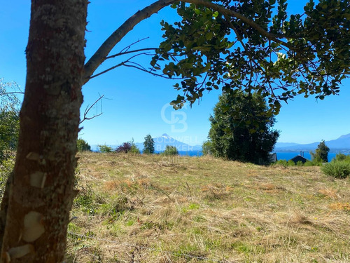 Vista Al Lago Y Volcanes | Centro De Puerto Varas