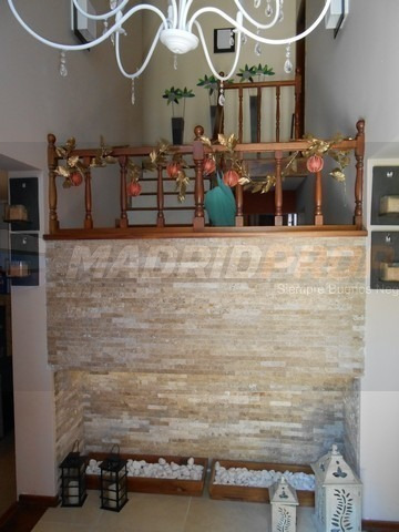 Imagen 3 de 30 de Imponente Mansion En Exclusiva Zona De Bosque - B5
