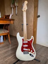 Comprar Squier Stratocaster Deluxe