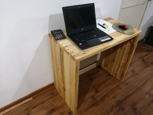 Escritorio De Madera Reciclada