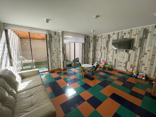 Amplio Departamento-almagro Vista Poniente-excelente Estado