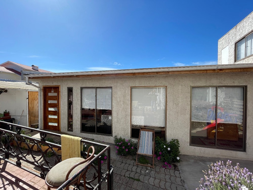 2 Casas En El Mejor Sector De Los Geranios Llo Lleo