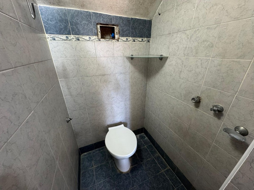 Casa 3 Ambientes En Venta En Castelar Sur