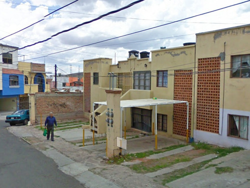 Venta De Casa Tipo Duplex En Los Pirules Guadalupe Zacatecas, Precio Muy Bajo.on