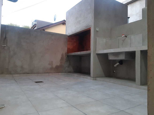 Imagen 4 de 14 de Moderno Complejo De Duplex A La Venta, De Gran Calidad