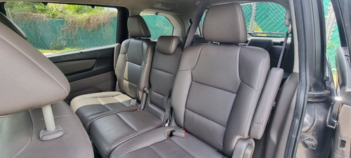 Honda Odyssey 3.5 Touring V6/ At