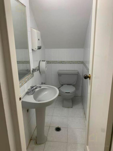 Amplia Propiedad En Renta, Ubicada En La Colonia Flores Magón, Puede Tener Uso Habitacional O Comercial
