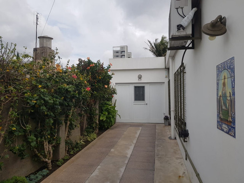 Casa En Venta En Berazategui Centro