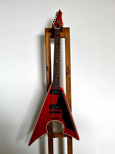 Guitarra Eléctrica Axl Flying V P90