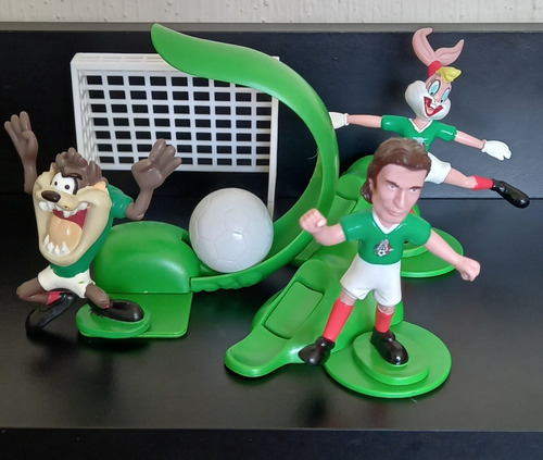 Figuras Sonrics Looney Tunes, Fútbol Alemania 2006, Completa