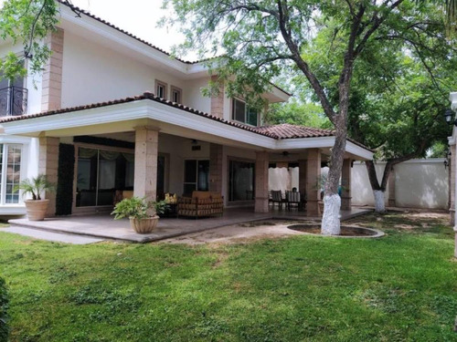 Casa En Venta En Residencial Las Isabeles