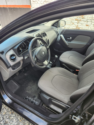 Renault Logan Nuevo Logan Privilege 1.6 16v