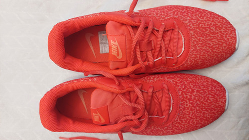 Zapatillas Mujer Nike Tanjun Print Talle 38 (Usado)
