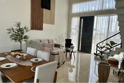 Casa En Venta En Sonterra Residencial En Mazatlan, Sinaloa