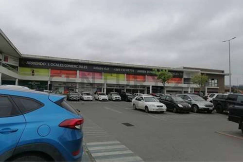 Se Arrienda Local 51 M2, Boulevard Del Valle.