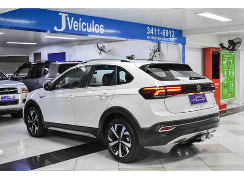 Volkswagen Nivus 1.0 200 TSI TOTAL FLEX HIGHLINE AUTOMÁTICO