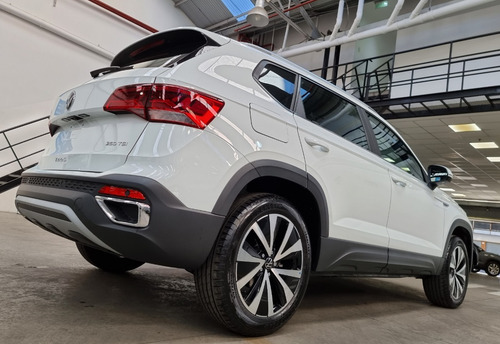 Imagen 20 de 25 de Volkswagen Taos 1.4 Tsi 250 Tsi Highline My22 0km Dcolores