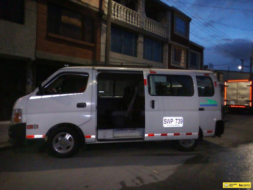 Imagen 5 de 15 de Nissan Urban Van Pasajeros