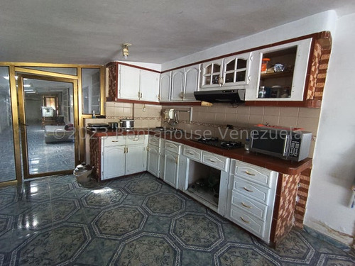 Casa En Venta Para Remodelar Urb Tiuna Maracay 25-14056 Apd