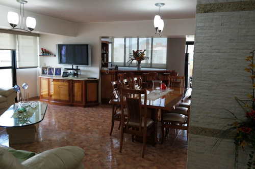 Apartamento En Venta En Los Caobos #23-6985 Josmary Sanjuan