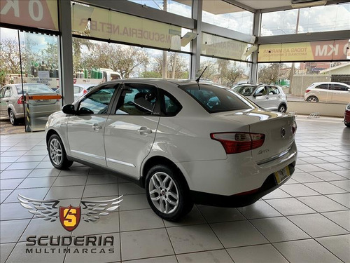 Fiat Grand Siena 1.6 Mpi Essence 16v