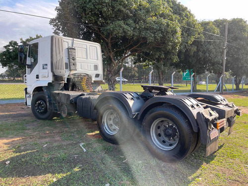 Imagem 4 de 9 de Iveco Stralis 420 6x4