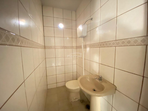 Imagem 2 de 6 de Loja Térrea No Victor Konder Aproximadamente 77m² - 35712196l