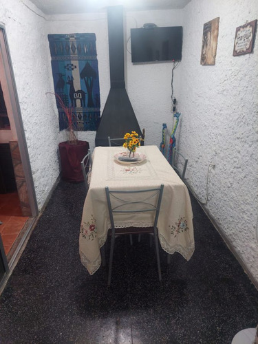 Venta Casa 2 Dormitorios Cerro Con Cochera