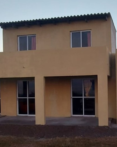 Imagen 4 de 10 de Alquilo Casa Cabaña Bungalow Y Apartamentos Barra Del Chuy