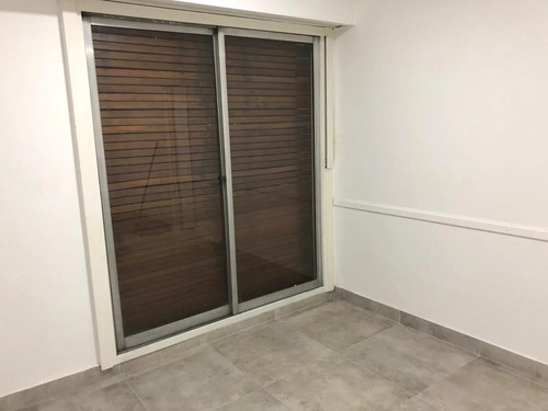 Departamento 3 Ambientes C/cochera - Int. Grant 100 Moron
