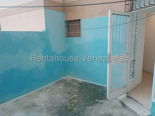 Amplio Apartamento En Venta En La Vaquera