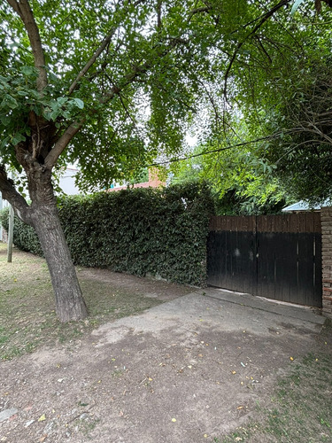 Casa De 3 Dormitorios Sobre Lote De 400m2