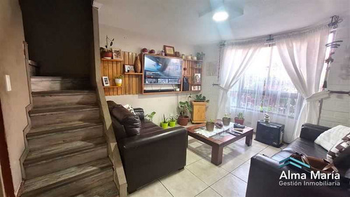 Vendo Amplia Casa En Quilicura (99696)