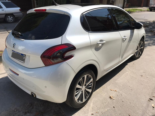 Peugeot 208 1.6 Feline 2019