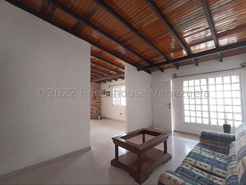 Imagen 3 de 17 de Casa En Venta Urb. La Mulera Los Samanes Maracay Ag