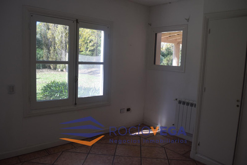Casa En Venta Y Alquiler En Martindale, Pilar