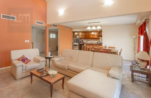 Imagen 7 de 29 de Casa - Lomas De Zamora Oeste