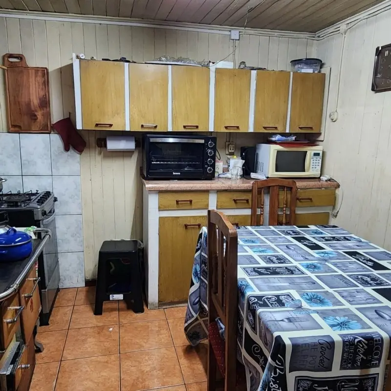 Imagen 5 de 16 de Casa En Venta Calle Valparaiso, Temuco