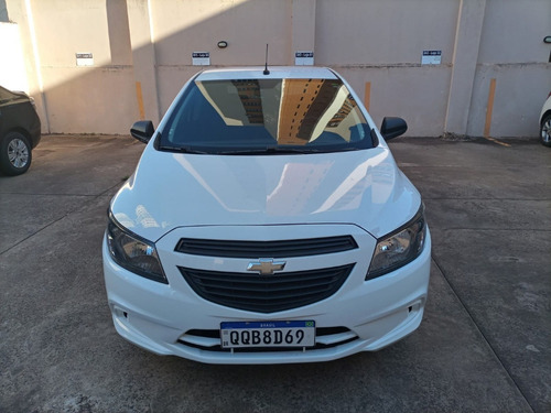 Imagem 10 de 12 de Chevrolet Onix 1.0 Mpfi Joy 8v Flex 4p Manual