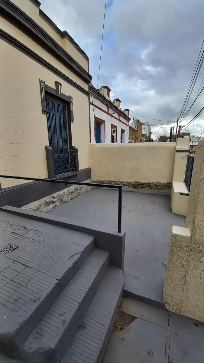 Se Alquila Casa En Ph, 2 Dormitorio, Cochera, Mascotas · Foto 2