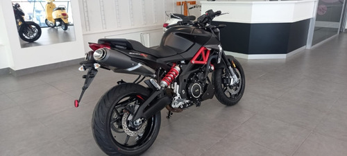 Imagen 3 de 18 de Aprilia Shiver 900