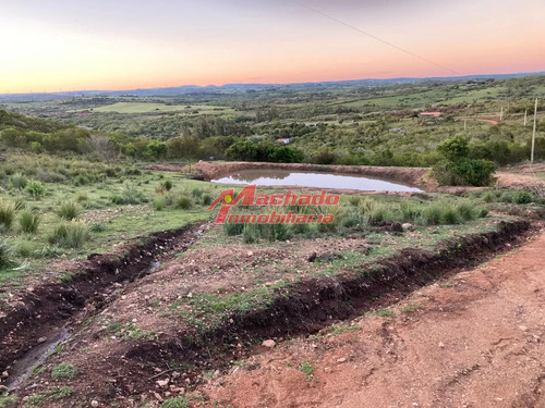 Vendo Hermosa Chacra En Las Cañas.