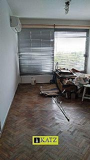 Imagen 5 de 23 de Casinoni A Una Cuadra De 18 Y De Bva.artigas