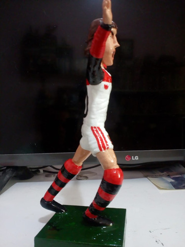 Boneco Zico Flamengo Campeao Mundial 81 Em Resina