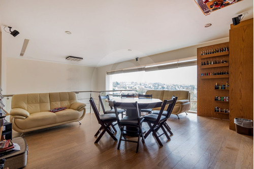 Departamento En Venta En Lomas De Bezares
