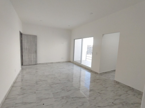 Casa Minimalista En Venta En Brisas De Cuernavaca, Temixco Morelos.