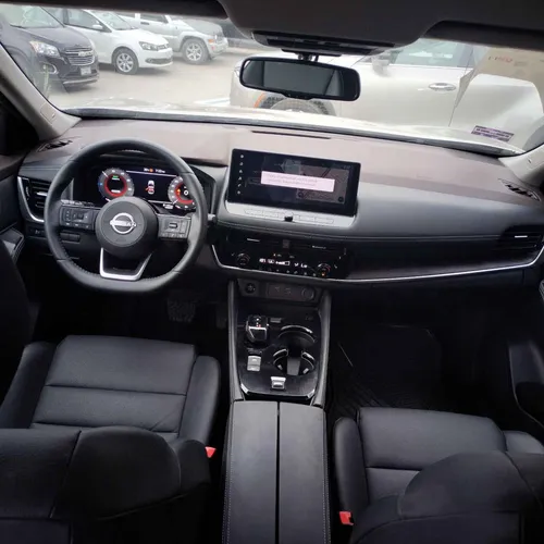 Nissan X-trail 2025