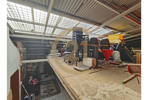 Se Arrienda Local Comercial Cercano A Metro Ñuble