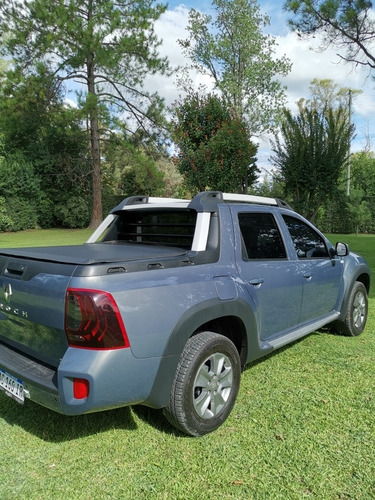 Renault Duster Oroch 2.0 Outsider Plus 2018